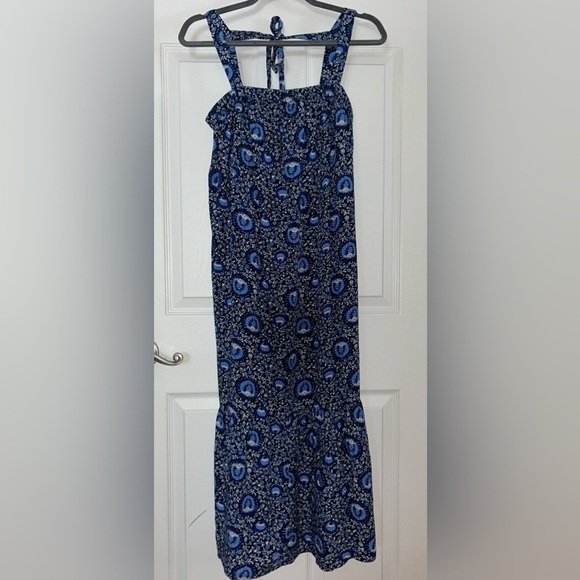 Old Navy Blue & White Floral Maxi Dress with Back Tie Medium - Picture 3 of 4